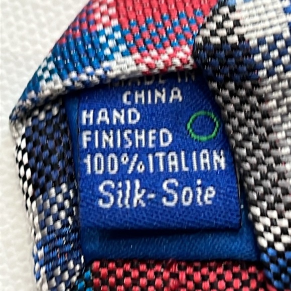 Egara Italy Men's 100% Silk Classic Tie - Picture 5 of 7